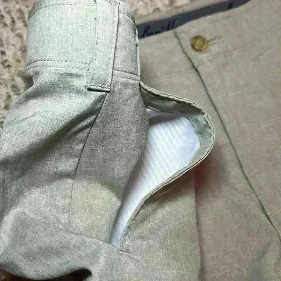 Ben Hogan Lightweight Zippered Front Khaki Shorts Men’s Big and Tall Size 42 - Picture 8 of 9